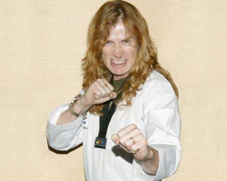 Mustaine arts