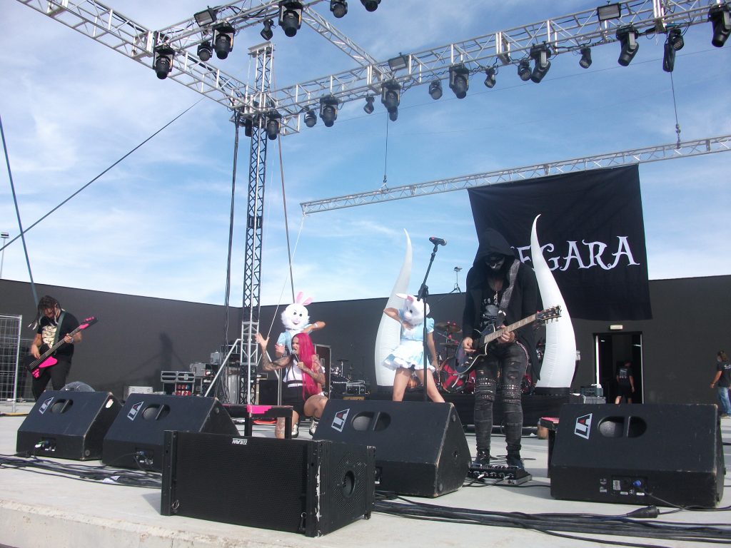Megara 3 - rock and blog
