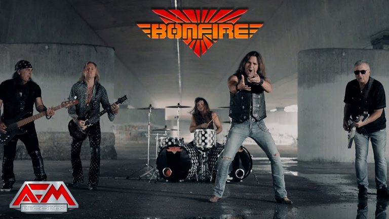 BONFIRE estrena vídeo y su vocalista abandona la banda