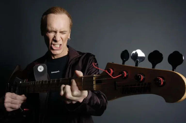 Billy Sheehan: Por Qué Paul McCartney Es “Probablemente El Mejor” Bajista