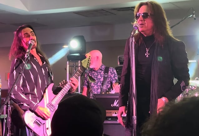 Nuno Bettencourt y Michael Sweet: Tributo a Ace Frehley