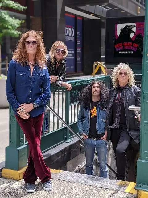 THE DEAD DAISIES regresan a Chicago con Glenn Hughes