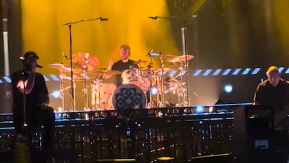 Breaking Benjamin sorprende con 'Something Wicked'