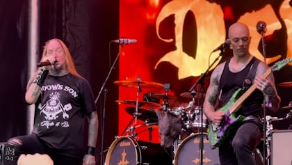 DevilDriver estrena en vivo 'Dig Your Own Grave'