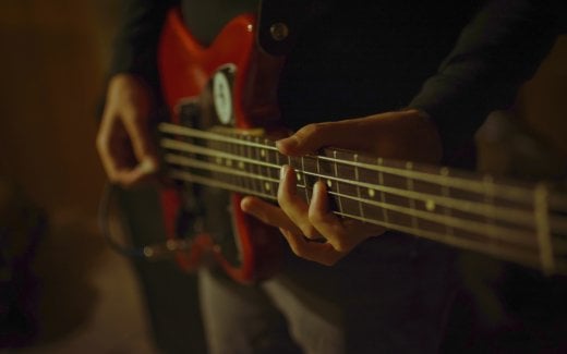 El Secreto de Hervir Cuerdas de Bajo para Ahorrar Dinero