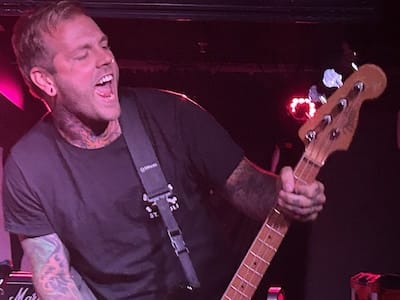 The Lazys: 'The Too Tough To Die Tour' en Canadá
