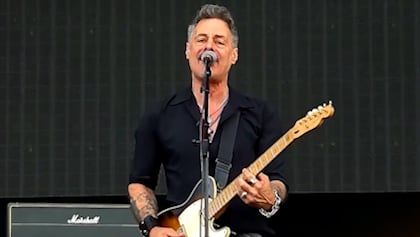 Richie Kotzen y el 'swagger' de Eddie Van Halen
