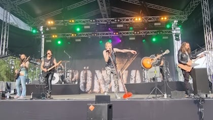 Erik Grönwall Brilla con Clásicos de Rock en Finlandia