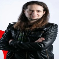 Lunage presenta su nuevo tema 'The Blade Itself' con Fabio Lione