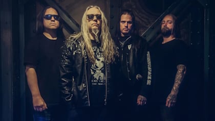 El Secreto de la Larga Espera entre Álbumes de Hypocrisy
