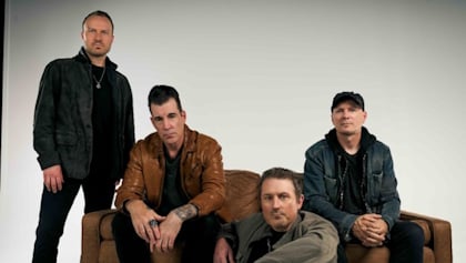 Tyler Connolly y la libertad creativa de Theory of a Deadman