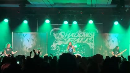 Shadows Fall celebra 30 años con un concierto épico