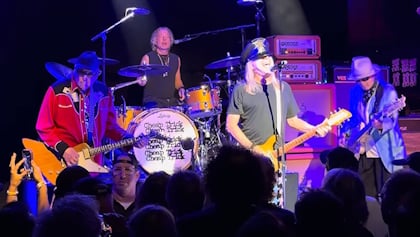 Cheap Trick sorprende en el icónico Troubadour