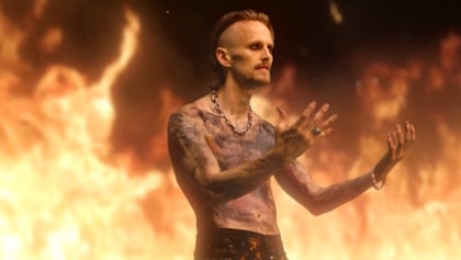 Erik Grönwall: Un Renacer Musical con 'Bad Bones'
