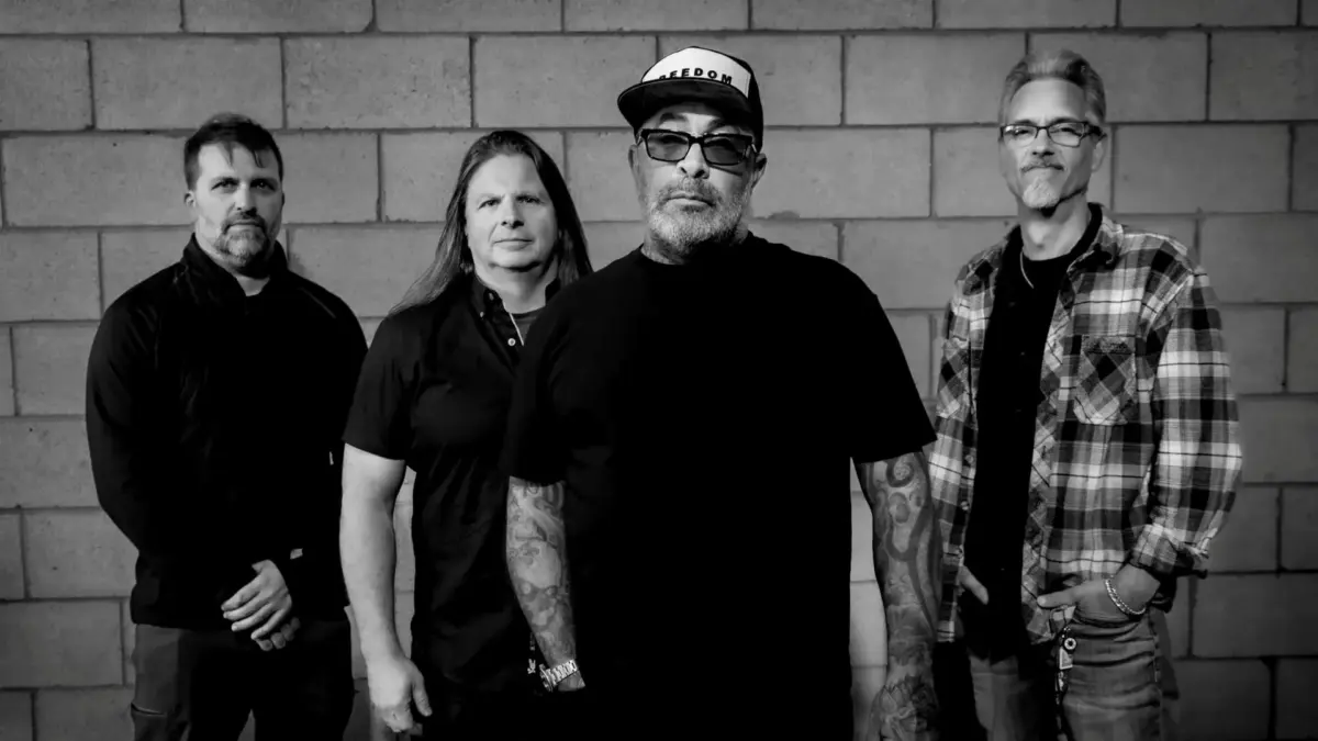 Staind Celebra 25 Años de 'Break The Cycle'