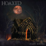 Portada de Death Knocks de Hoaxed