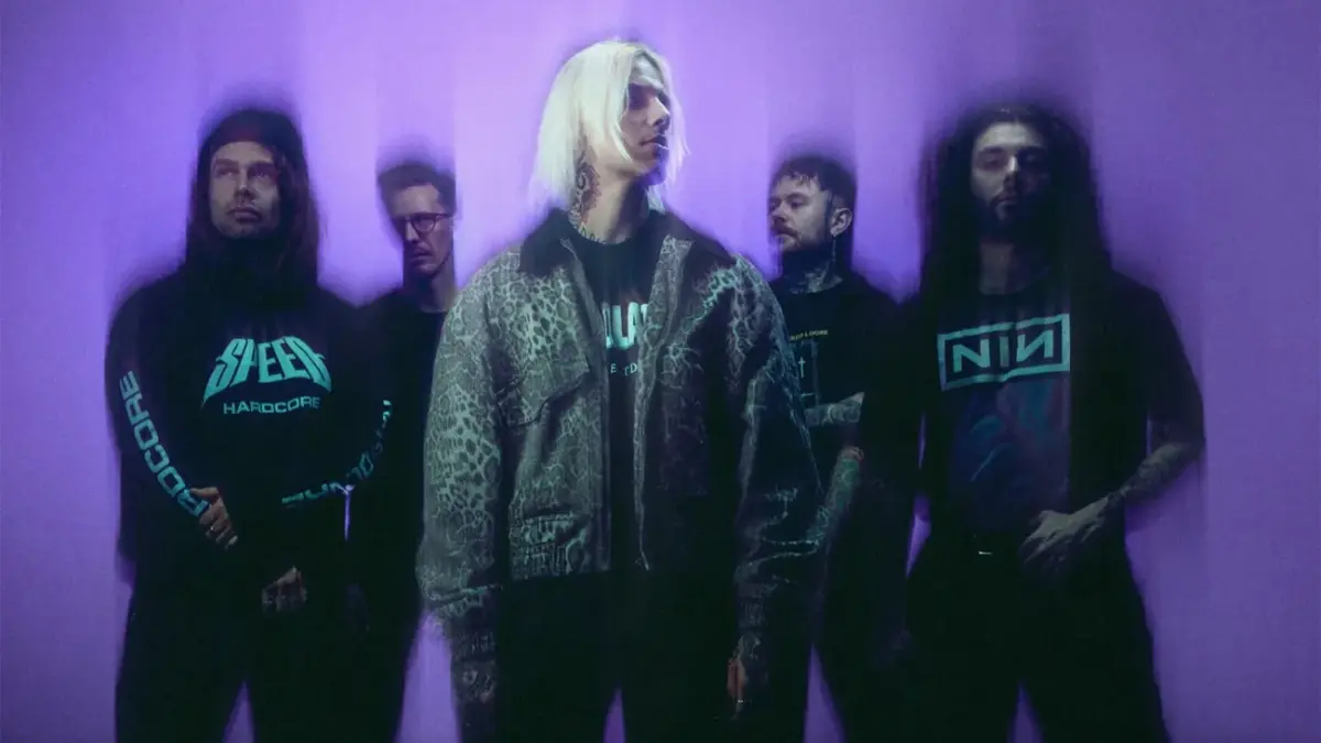 Cabal y Employed To Serve unen fuerzas en “Hurt Me”