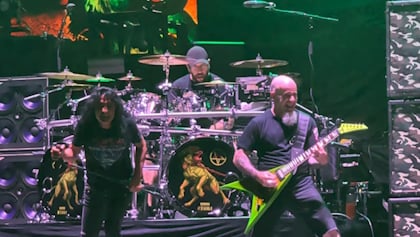 ANTHRAX sorprende con Mike Heller en San Antonio