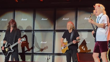Dave Grohl y AC/DC: Una Noche Mágica en MetLife Stadium