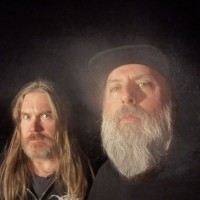 Avrak prepara su debut con 'The Lonely Shadow'