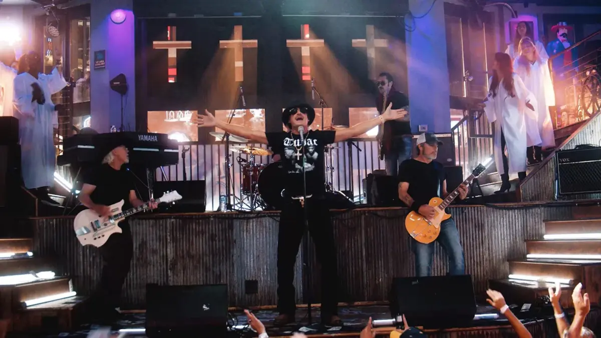 Kid Rock: Entre la Fe y la Controversia con 'Halfway 2 Jesus'