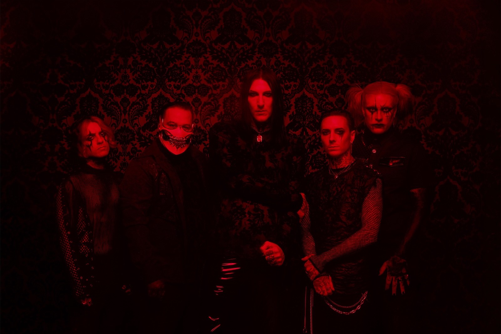 Chris Motionless reflexiona sobre el auge de Motionless In White