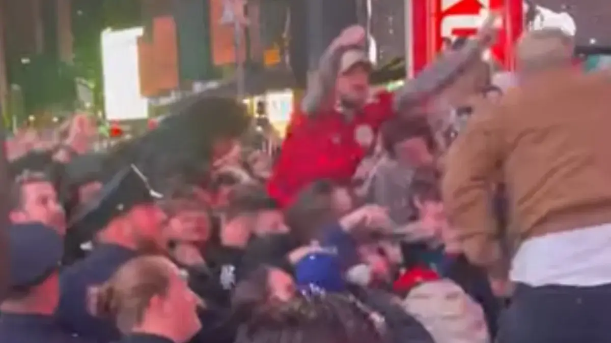 Haywire interrumpidos en Times Square por la policía